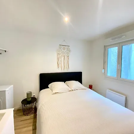 Appartement Duplex - Accès Port Et *